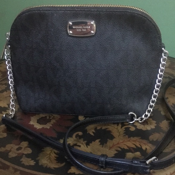 Michael Kors Cindy Dome Black Signature Logo Crossbody Bag - Picture 1 of 16
